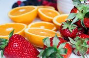 Frutas e hortali&ccedil;as fornecem compostos importantes para o corpo, mas n&atilde;o substituem cuidados