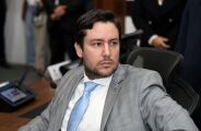 Justi&ccedil;a manda Catan tirar v&iacute;deo do hospital do ar; candidatura corre risco