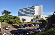 Hospital adia sess&otilde;es de quimioterapia e vira alvo de MP