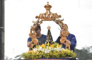 Padre pede que Padroeira do Brasil ilumine o pr&oacute;ximo presidente "seja quem for"