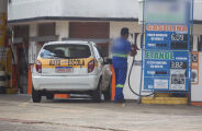 Revendas ampliam boicote ao consumidor e elevam pre&ccedil;o da gasolina