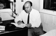 Pablo Neruda, Nobel de Literatura, refletiu sobre a felicidade que vai al&eacute;m do que possu&iacute;mos