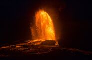 Alerta: sat&eacute;lites detectam movimento de magma em vulc&atilde;o de 11 km perto de 2 milh&otilde;es de pessoas