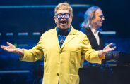 Dizer "Eu te amo" &eacute; f&aacute;cil, mas para Elton John essas s&atilde;o as 3 palavras mais dif&iacute;ceis de falar