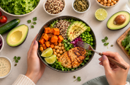Da cozinha &agrave; mesa: educa&ccedil;&atilde;o alimentar ajuda a transformar h&aacute;bitos e valorizar a comida de verdade