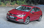 Chevrolet Cruze aposta em desempenho para liderar