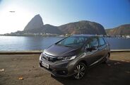 Honda melhora conte&uacute;do e faz pequenas mudan&ccedil;as no Fit para 2018