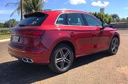 Audi SQ5 chama aten&ccedil;&atilde;o por onde passa