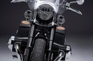 A Classic é uma releitura nostálgica da cruiser BMW R 18