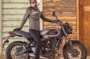 Kawasaki apresenta a Z650RS 2022