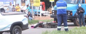 Caminhão limpa-fossa atinge moto e mulher morre na Av. Guaicurus