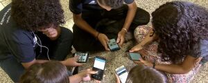 Senado aprova proibição de celular nas escolas; medida por valer para 2025