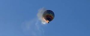 Balão pega fogo e ao menos 8 morrem em SC