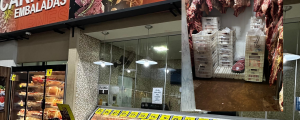 Supermercado tem 2 toneladas de carne irregular descartadas em Campo Grande