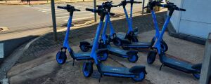 Prefeitura cria lei que pro&iacute;be estacionamento de patinetes em cal&ccedil;adas