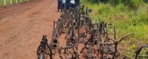Mais de 120 quadros de motos s&atilde;o encontrados em matagal de Campo Grande