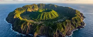 Uma comunidade vive dentro de uma caldeira vulc&acirc;nica em uma ilha isolada do Pac&iacute;fico