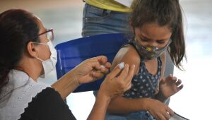 Campo Grande terá plantão de vacinação contra Covid-19 para bebês neste sábado (23)