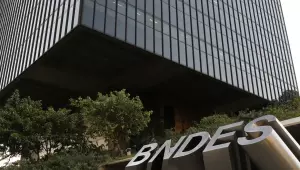 BNDES aprova R$ 157,2 milh&otilde;es para renovar de frota de caminh&otilde;es e de &ocirc;nibus em MS