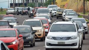 Licenciamento de ve&iacute;culos com placas de final 7 e 8 deve ser pago em agosto