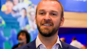 Mesmo após ser preso, prefeito de Terenos tenta calar imprensa