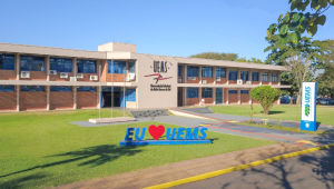 UEMS enfrenta crise com sal&aacute;rios defasados e falta de estrutura