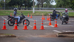 Queda no custo da CNH deve reduzir desabilitados, diz Detran