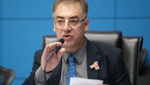 Deputado imprimia material do jogo do bicho dentro da Assembleia de MS