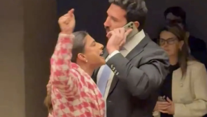 Camila Jara pode perder mandato por confus&atilde;o em plen&aacute;rio