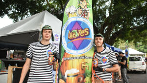 Refresco do Chaves: jovens investiram no Carnaval para financiar viagens &agrave;s praias 