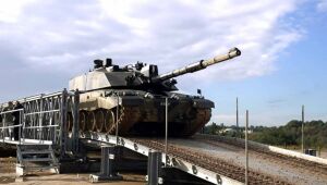 Ex&eacute;rcito deve fazer "ponte de guerra" para substituir ponte que caiu no Rio do Peixe