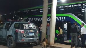 Granadas s&atilde;o encontradas com passageiro em &ocirc;nibus em MS