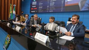 Deputados aprovam reajuste salarial de 3,81% a servidores p&uacute;blicos de MS