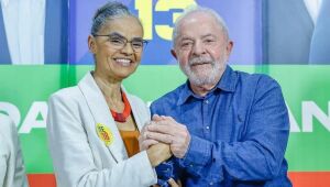 C&acirc;mara aprova t&iacute;tulo de visitante ilustre para Lula e Marina Silva