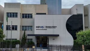 Ladr&atilde;o que obrigou v&iacute;tima a ficar nua durante roubo &eacute; denunciado por estupro