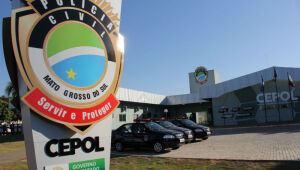 Homem &eacute; encontrado morto na escadaria do hip&oacute;dromo em Campo Grande