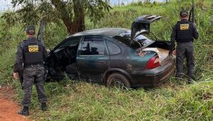 Persegui&ccedil;&atilde;o policial termina em acidente e 800 kg de droga apreendidos