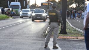 Evento "C&ecirc; T&aacute; Doido" provoca caos no tr&acirc;nsito e exp&otilde;e falhas na mobilidade em Campo Grande