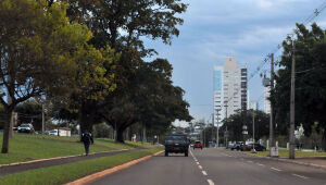 Policial civil b&ecirc;bado atira em bar na Afonso Pena e &eacute; detido pela PM