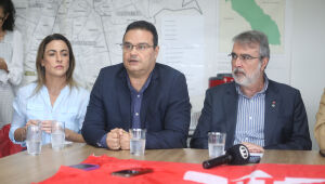 PT aposta em 'racha' na direita para eleger governador em MS