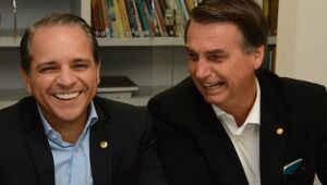 Deputado coronel diz que Fl&aacute;vio Bolsonaro &eacute; 'v&iacute;tima' de divulga&ccedil;&atilde;o seletiva