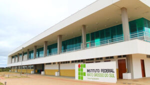 IFMS indefere posse de professor r&eacute;u por crime de escravid&atilde;o