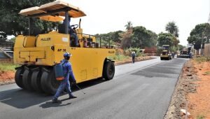 Pacote de R$ 40 milh&otilde;es prev&ecirc; asfalto em 10 bairros de Campo Grande
