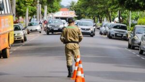 Carro roubado no Rio de Janeiro &eacute; apreendido em MS
