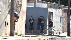 Boca de fumo tem movimento &agrave; luz do dia na "cracol&acirc;ndia" da Capital