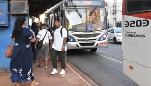 &Ocirc;nibus ter&atilde;o escalas diferentes no feriado de segunda-feira