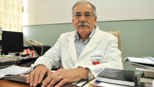Dr. Luiz Ovando (PP-MS) segue 'ca&ccedil;ada' para suspender novos cursos de medicina