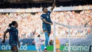 Com gol de p&ecirc;nalti, Paraguai cai diante da Fran&ccedil;a e est&aacute; fora da Copta