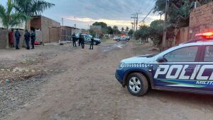 Homem &eacute; executado a tiros em frente &agrave; resid&ecirc;ncia em Campo Grande