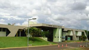Ex&eacute;rcito &eacute; notificado por terreno sem limpeza em Campo Grande, mas diz que &aacute;rea &eacute; da Uni&atilde;o